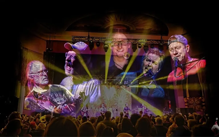 Shakedown Street performs 9/11/73