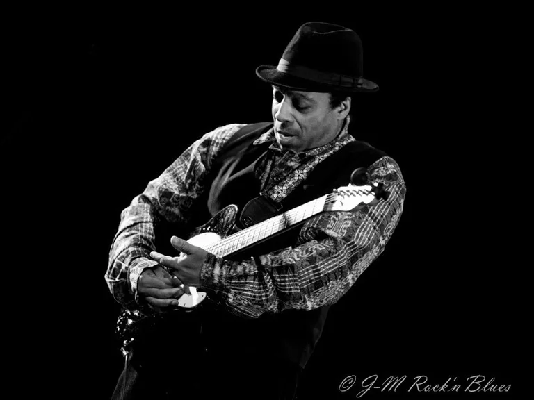 Lionel Young Band