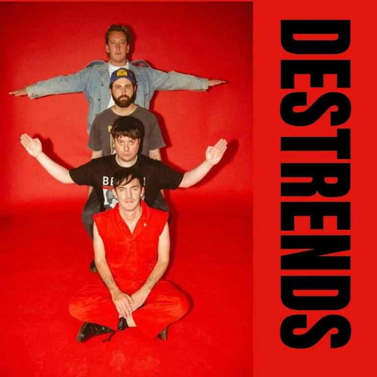 Destrends + The Crooked Rugs + Los Toms