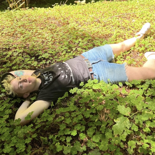 Gion Davis / Dollpile / Your Friend Nirantha