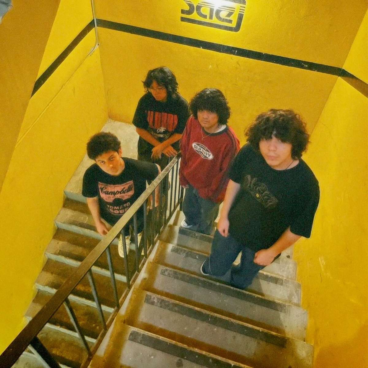 Rehash – mock tour w/ boycomma