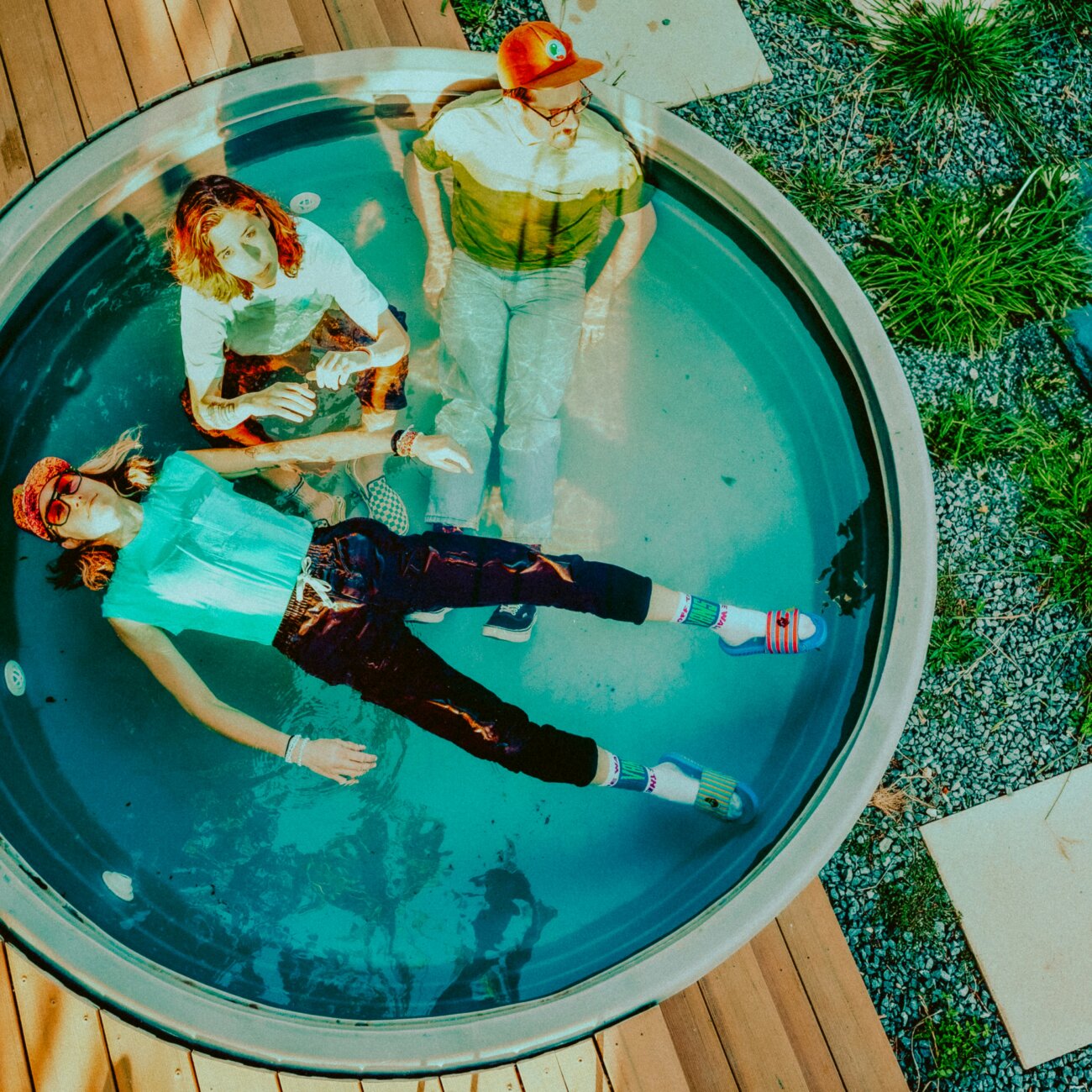 Weakened Friends + Team Nonexistent + Queen Frog