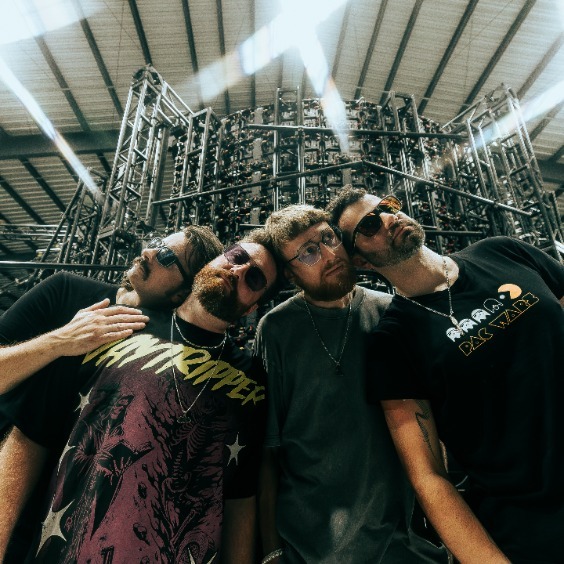 Yheti x lespecial x LIMINOID